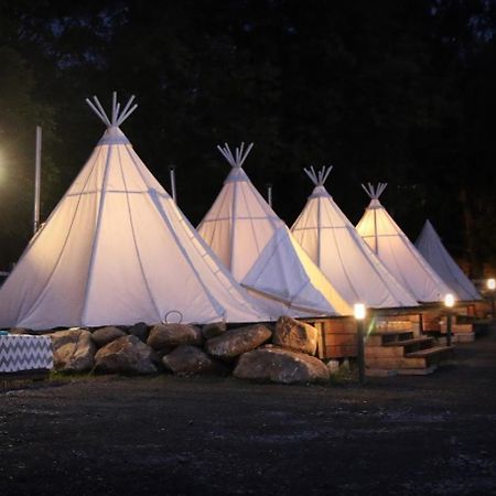 Finska Wioska Kalevala Hotel Borowice Luaran gambar